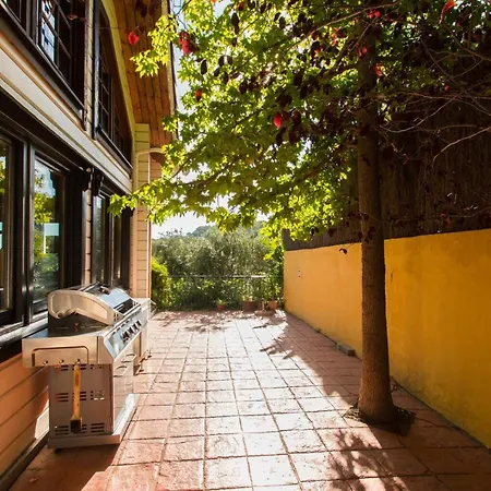 Finland House Barcelona- Ideal Familias Argentona Exterior photo